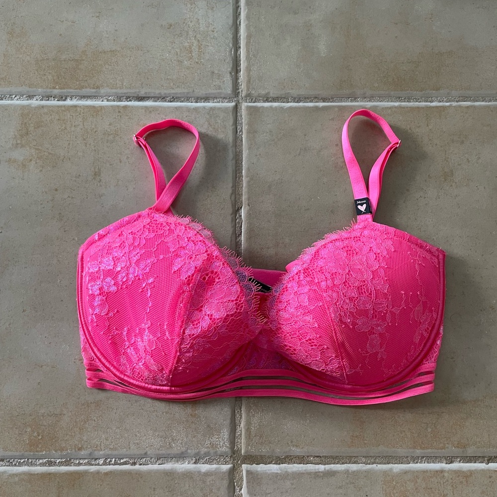 NWT Victoria’s Secret Bra